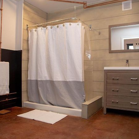 Eco Friendly Loft In Center City, Contactless Check In - Hive Room Philadelphia Exterior photo